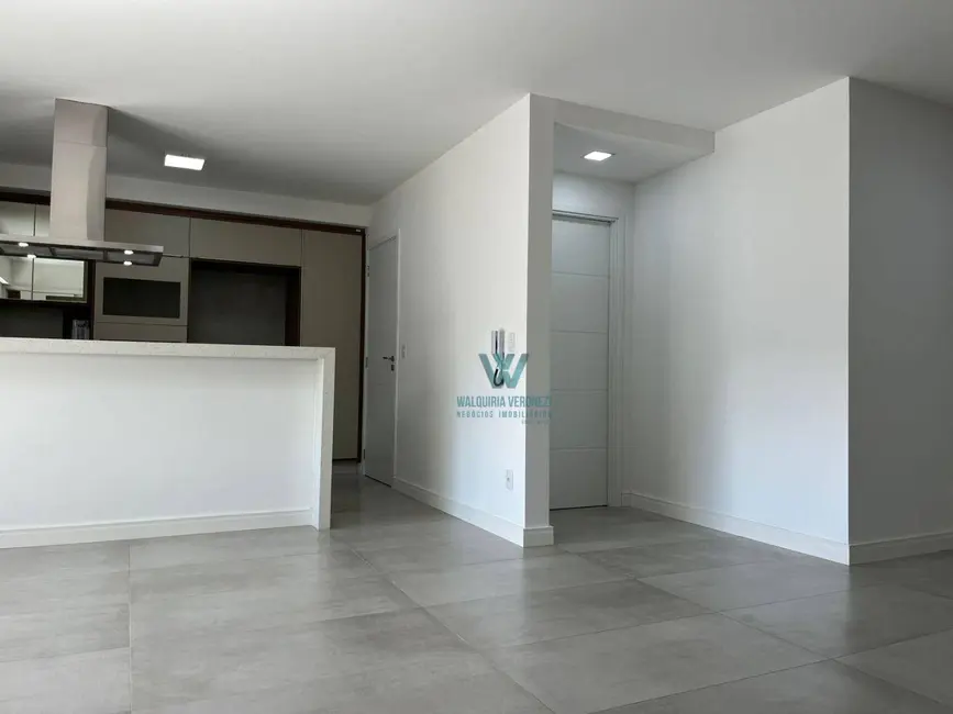 Foto 2 de Apartamento com 3 quartos para alugar, 155m2 em Centro, Pocos De Caldas - MG