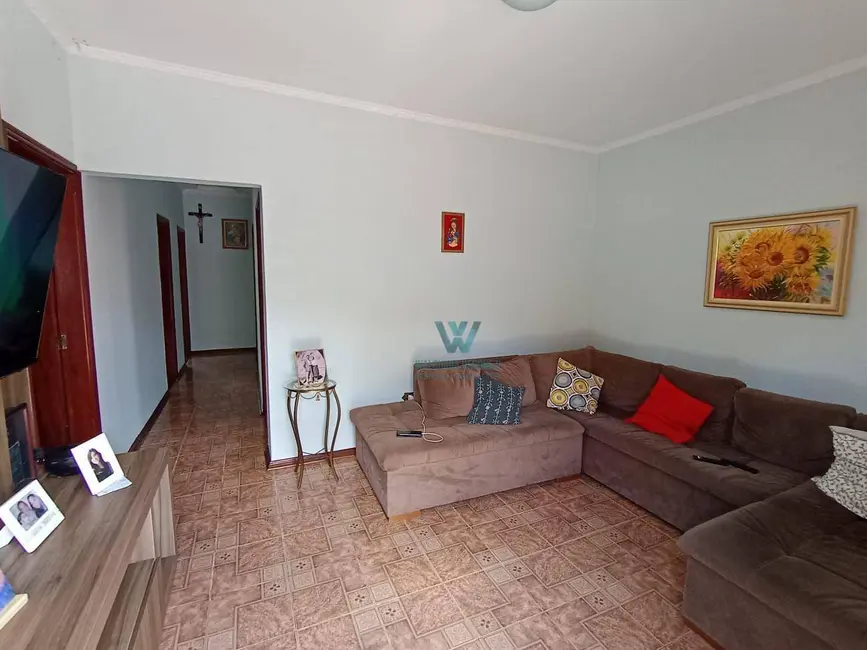 Foto 3 de Casa com 3 quartos à venda, 267m2 em Jardim Ipê, Pocos De Caldas - MG