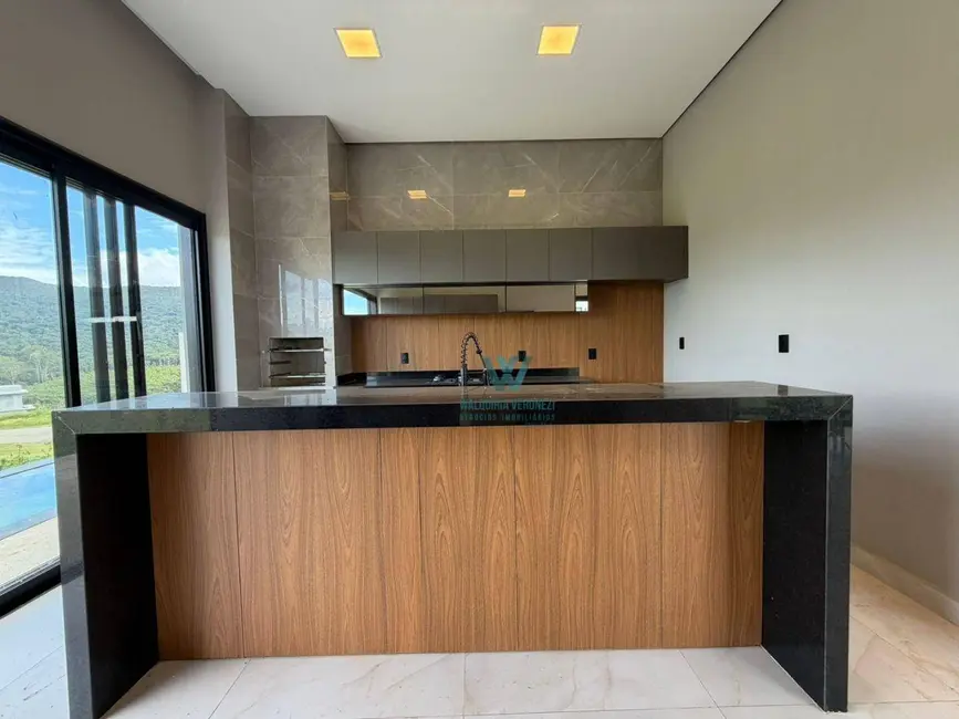 Foto 2 de Casa com 4 quartos à venda, 600m2 em Condomínio Morada das Flores, Pocos De Caldas - MG