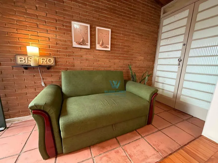Foto 2 de Casa com 2 quartos para alugar, 120m2 em Centro, Pocos De Caldas - MG
