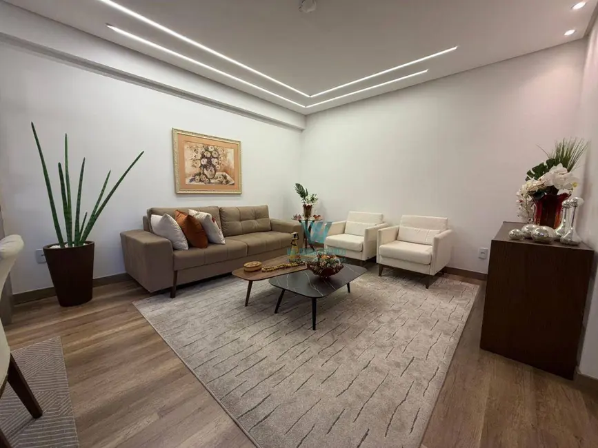 Foto 6 de Apartamento com 3 quartos à venda, 143m2 em Centro, Pocos De Caldas - MG