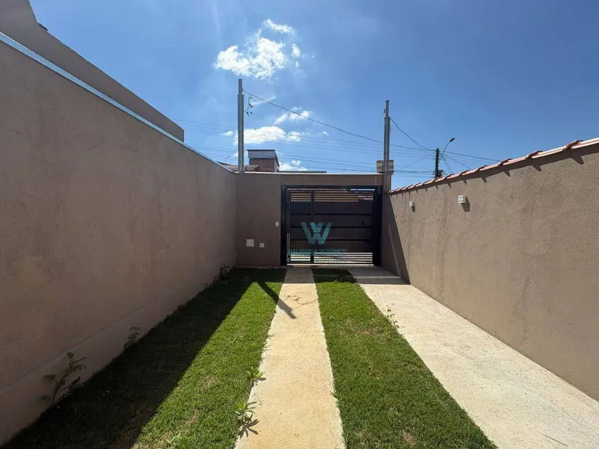 Sobrado com 2 quartos à venda, 90m2 em Jardim São Bento, Pocos De Caldas - MG - imagem 3 Foto 3 de Sobrado com 2 quartos à venda, 90m2 em Jardim São Bento, Pocos De Caldas - MG