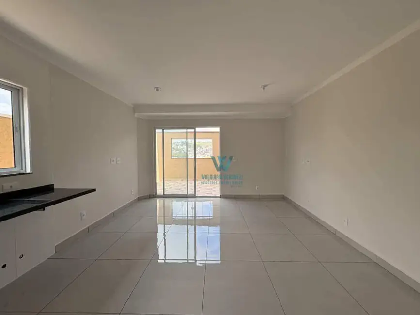 Foto 7 de Sobrado com 3 quartos à venda, 120m2 em Santa Ângela, Pocos De Caldas - MG