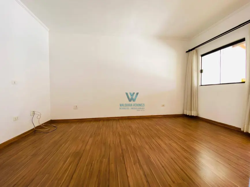 Foto 4 de Casa com 2 quartos à venda, 160m2 em Jardim Itamaraty V, Pocos De Caldas - MG
