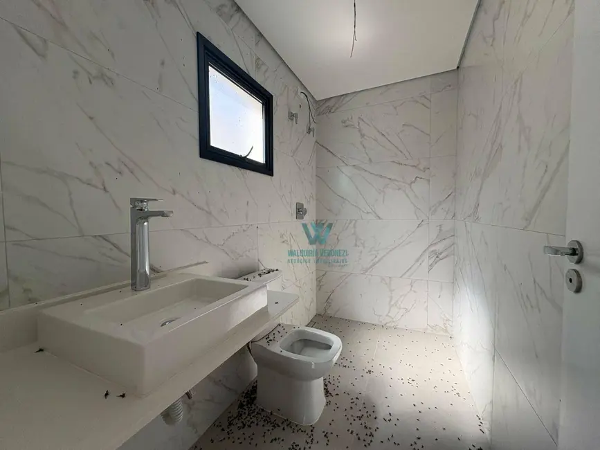 Casa de Condomínio com 3 quartos à venda, 250m2 em Jardim Europa, Pocos De Caldas - MG - imagem 8 Foto 8 de Casa de Condomínio com 3 quartos à venda, 250m2 em Jardim Europa, Pocos De Caldas - MG