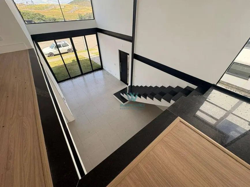 Casa de Condomínio com 3 quartos à venda, 250m2 em Jardim Europa, Pocos De Caldas - MG - imagem 6 Foto 6 de Casa de Condomínio com 3 quartos à venda, 250m2 em Jardim Europa, Pocos De Caldas - MG