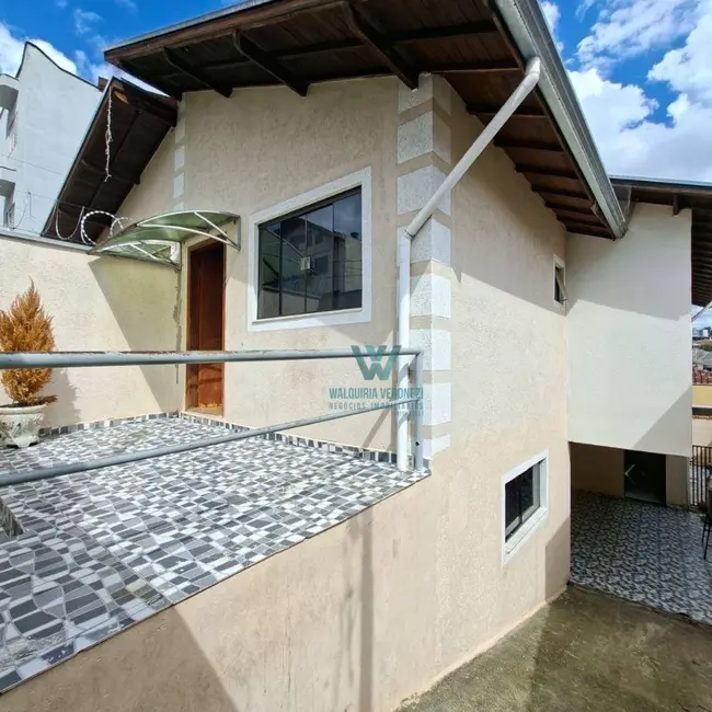 Foto 1 de Casa com 3 quartos à venda, 137m2 em Santa Ângela, Pocos De Caldas - MG