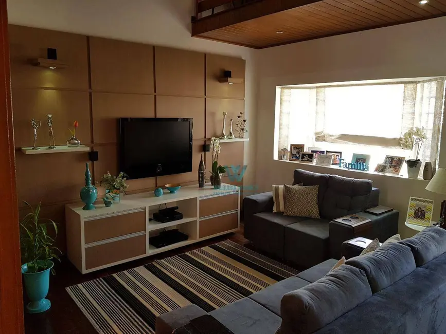 Foto 5 de Casa de Condomínio com 3 quartos à venda, 250m2 em Jardim Amaryllis, Pocos De Caldas - MG
