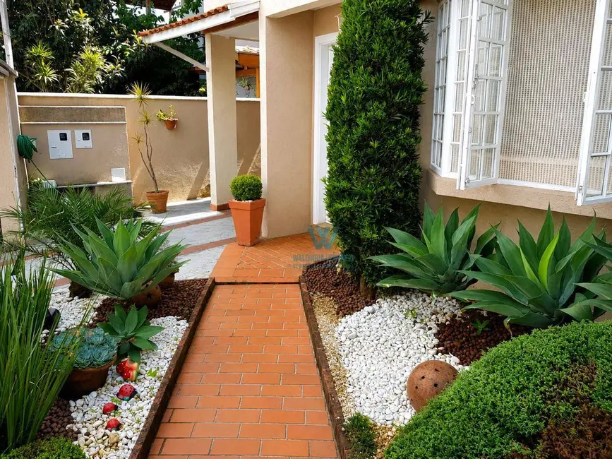 Foto 1 de Casa de Condomínio com 3 quartos à venda, 250m2 em Jardim Amaryllis, Pocos De Caldas - MG