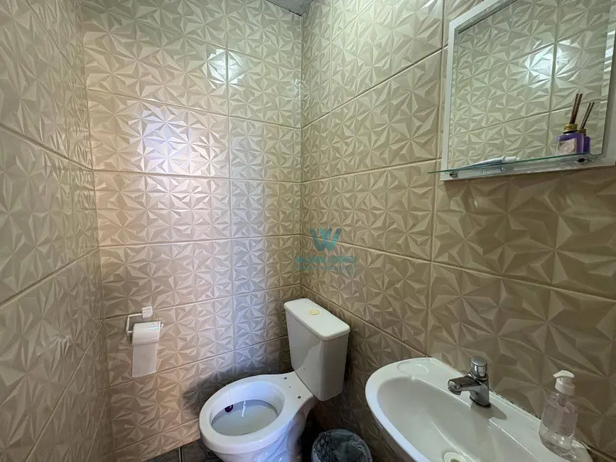 Foto 2 de Casa de Condomínio com 3 quartos à venda, 180m2 em Jardim São Bento, Pocos De Caldas - MG