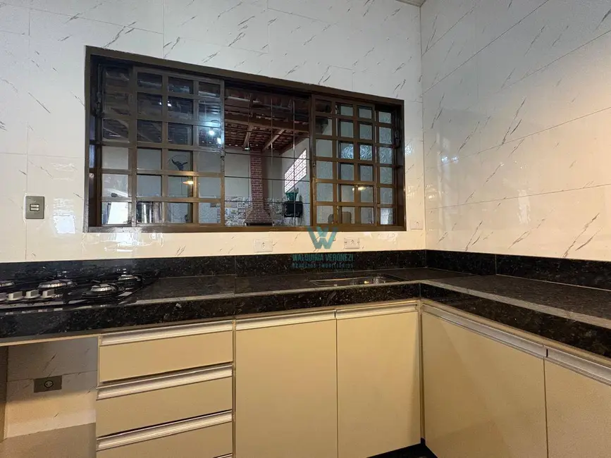 Foto 9 de Casa de Condomínio com 3 quartos à venda, 180m2 em Jardim São Bento, Pocos De Caldas - MG