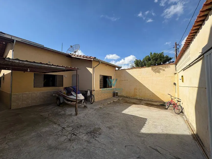 Foto 1 de Casa de Condomínio com 3 quartos à venda, 180m2 em Jardim São Bento, Pocos De Caldas - MG