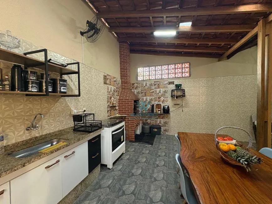 Foto 4 de Casa de Condomínio com 3 quartos à venda, 180m2 em Jardim São Bento, Pocos De Caldas - MG