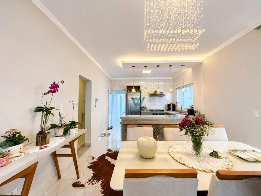 Foto 4 de Casa com 3 quartos à venda, 250m2 em Jardim Europa, Pocos De Caldas - MG
