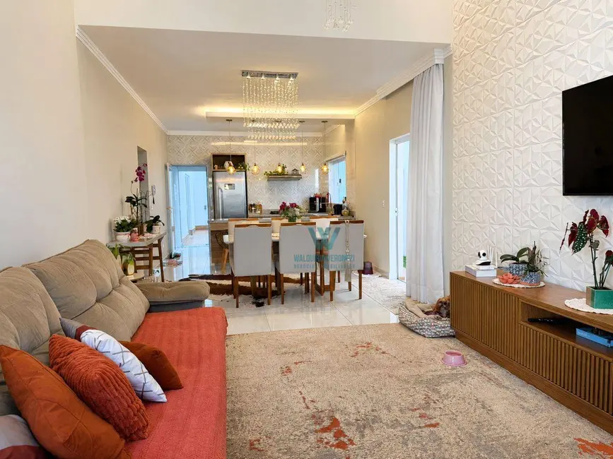 Foto 2 de Casa com 3 quartos à venda, 250m2 em Jardim Europa, Pocos De Caldas - MG