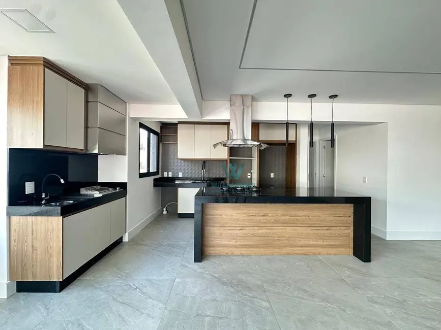 Apartamento com 3 quartos à venda, 154m2 em São Benedito, Pocos De Caldas - MG - imagem 4 Foto 4 de Apartamento com 3 quartos à venda, 154m2 em São Benedito, Pocos De Caldas - MG