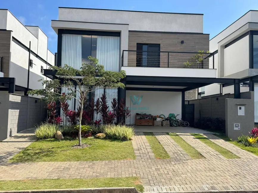 Foto 2 de Casa de Condomínio com 3 quartos à venda, 300m2 em Pocos De Caldas - MG