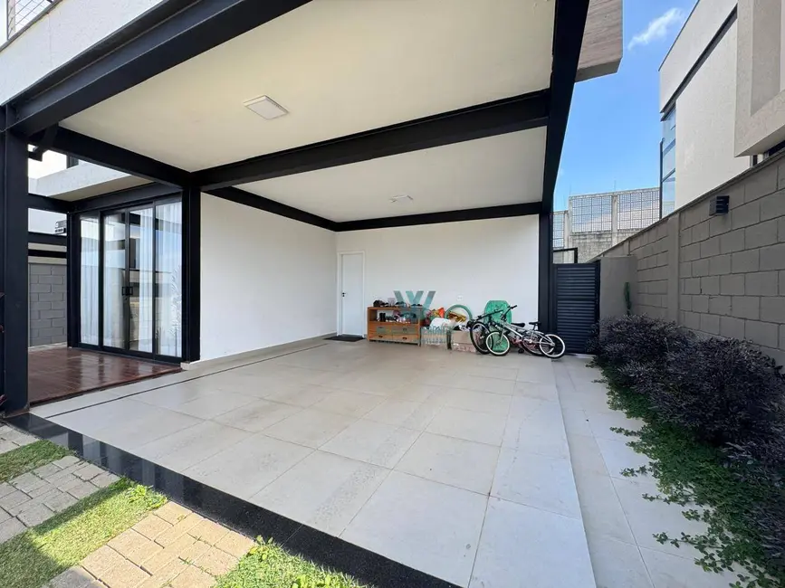 Foto 3 de Casa de Condomínio com 3 quartos à venda, 300m2 em Pocos De Caldas - MG