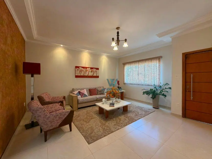 Foto 7 de Casa com 3 quartos à venda, 250m2 em Jardim Amaryllis, Pocos De Caldas - MG