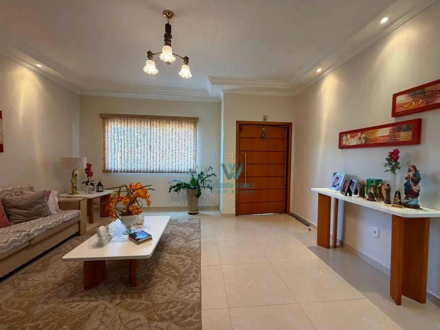 Foto 9 de Casa com 3 quartos à venda, 250m2 em Jardim Amaryllis, Pocos De Caldas - MG