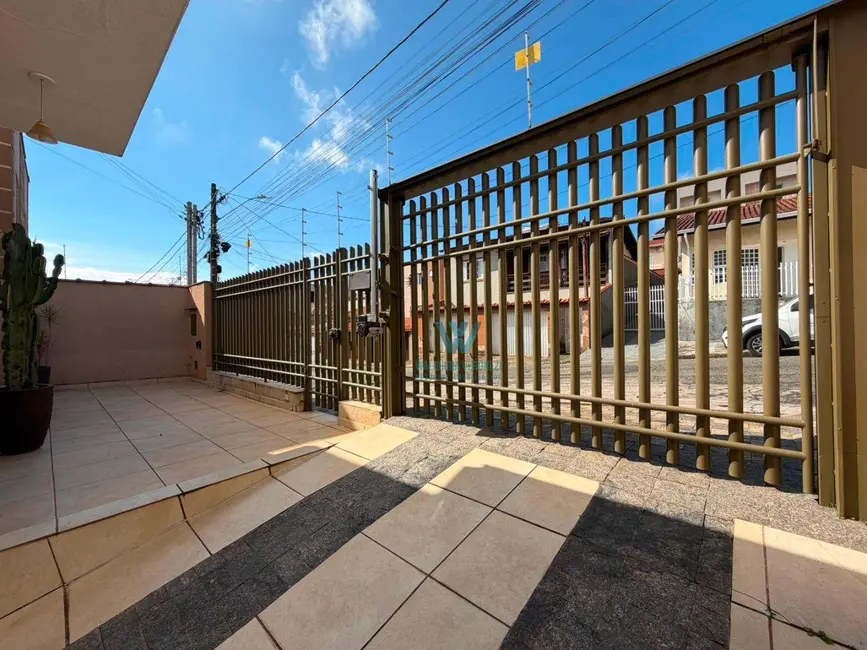 Foto 4 de Casa com 3 quartos à venda, 250m2 em Jardim Amaryllis, Pocos De Caldas - MG
