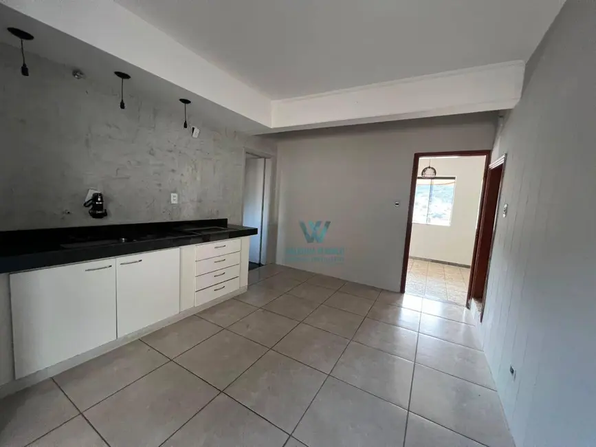 Casa com 3 quartos para alugar, 110m2 em Jardim São Paulo, Pocos De Caldas - MG - imagem 9 Foto 9 de Casa com 3 quartos para alugar, 110m2 em Jardim São Paulo, Pocos De Caldas - MG