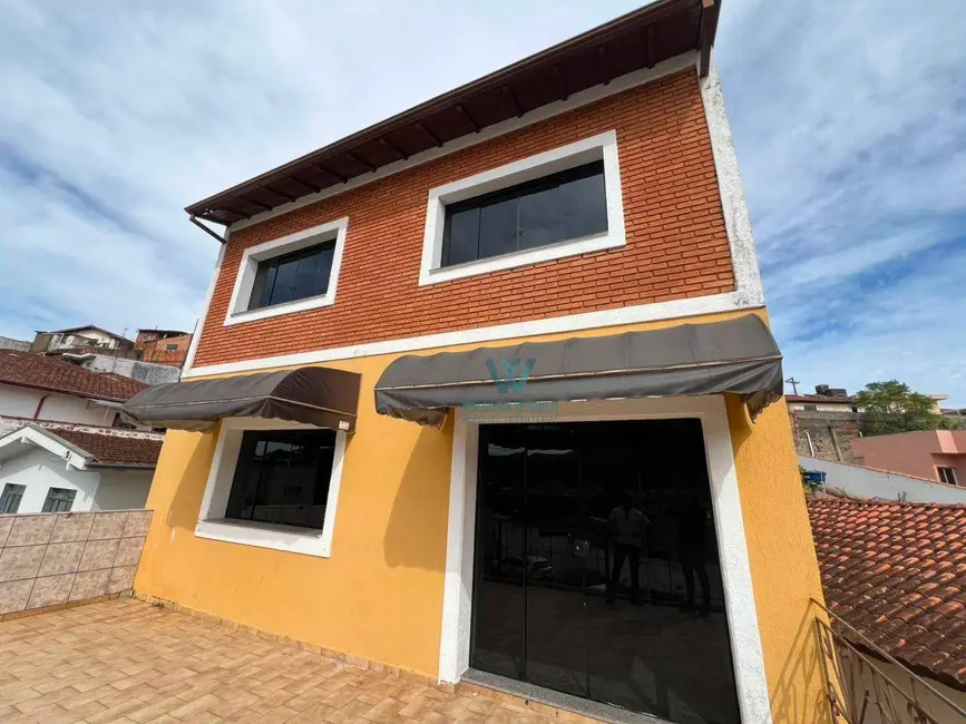 Casa com 3 quartos para alugar, 110m2 em Jardim São Paulo, Pocos De Caldas - MG - imagem 1 Foto 1 de Casa com 3 quartos para alugar, 110m2 em Jardim São Paulo, Pocos De Caldas - MG