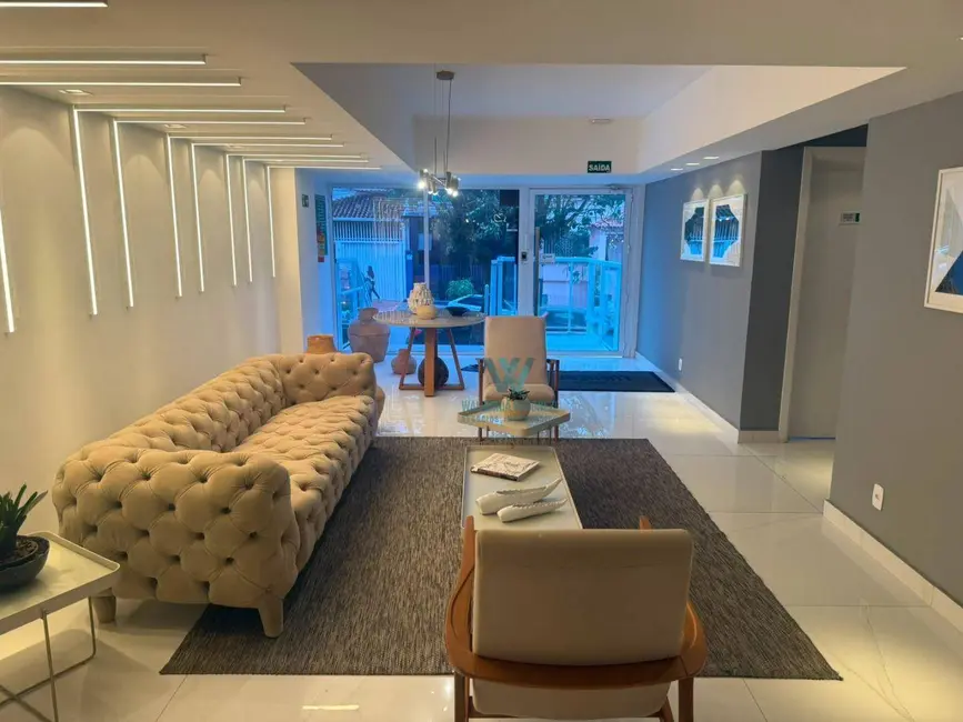 Foto 2 de Apartamento com 2 quartos para alugar, 70m2 em Centro, Pocos De Caldas - MG