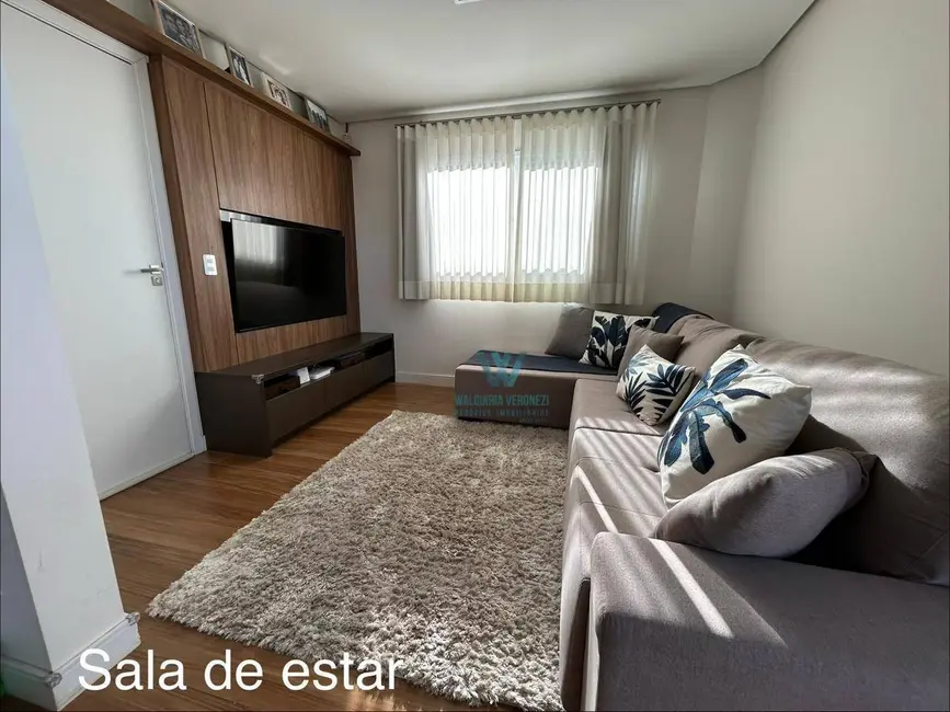 Casa de Condomínio com 3 quartos à venda, 155m2 em Pocos De Caldas - MG - imagem 2 Foto 2 de Casa de Condomínio com 3 quartos à venda, 155m2 em Pocos De Caldas - MG