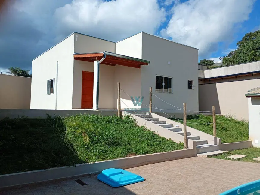 Chácara com 3 quartos à venda, 500m2 em Caldas - MG - imagem 1 Foto 1 de Chácara com 3 quartos à venda, 500m2 em Caldas - MG