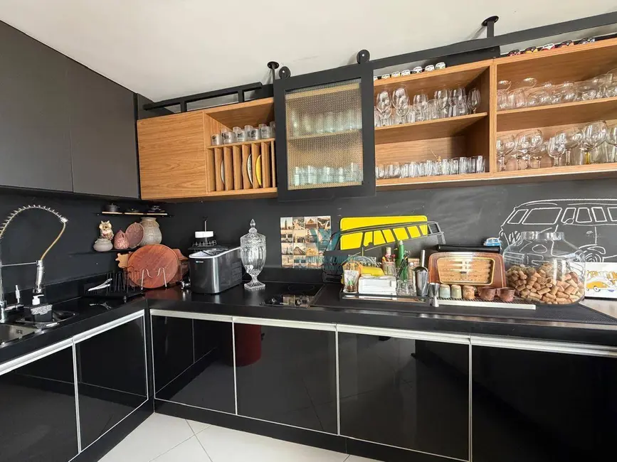 Foto 5 de Casa de Condomínio com 3 quartos à venda, 187m2 em Village São Luiz, Pocos De Caldas - MG