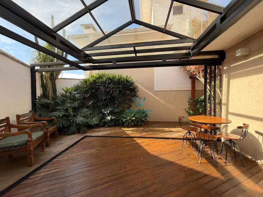 Foto 2 de Casa de Condomínio com 3 quartos à venda, 187m2 em Village São Luiz, Pocos De Caldas - MG