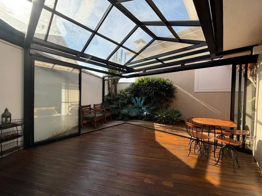 Foto 1 de Casa de Condomínio com 3 quartos à venda, 187m2 em Village São Luiz, Pocos De Caldas - MG