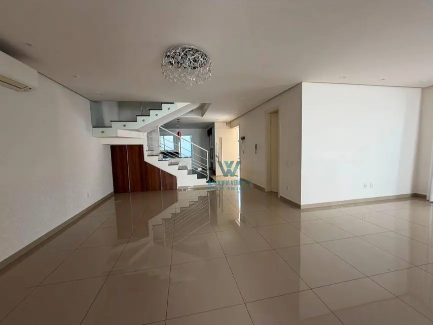 Casa de Condomínio com 4 quartos à venda, 310m2 em Village São Luiz, Pocos De Caldas - MG - imagem 8 Foto 8 de Casa de Condomínio com 4 quartos à venda, 310m2 em Village São Luiz, Pocos De Caldas - MG