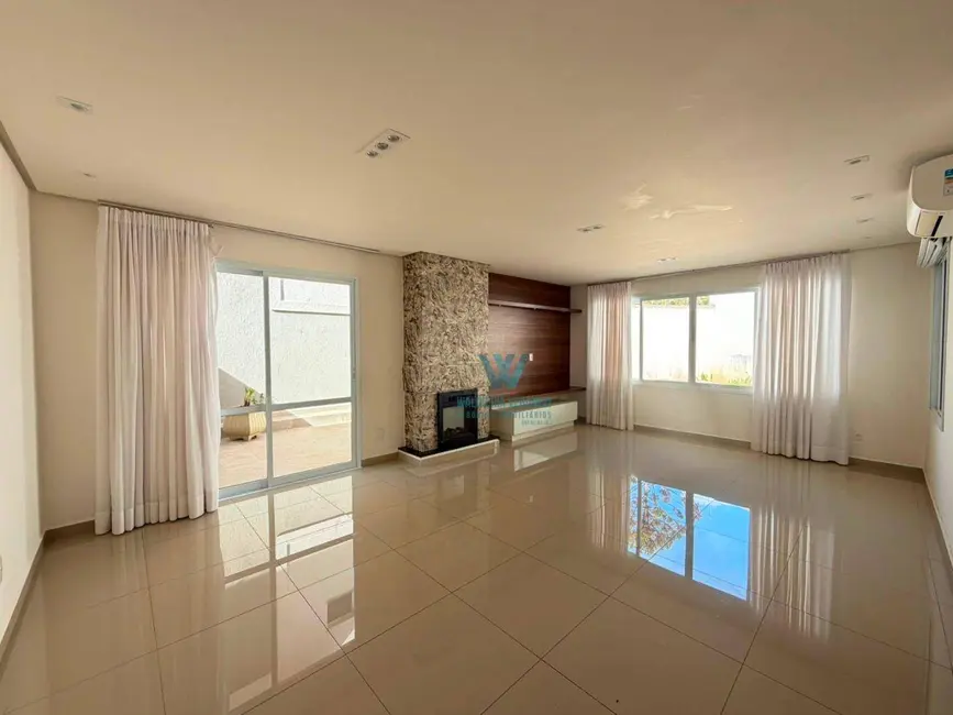 Casa de Condomínio com 4 quartos à venda, 310m2 em Village São Luiz, Pocos De Caldas - MG - imagem 1 Foto 1 de Casa de Condomínio com 4 quartos à venda, 310m2 em Village São Luiz, Pocos De Caldas - MG