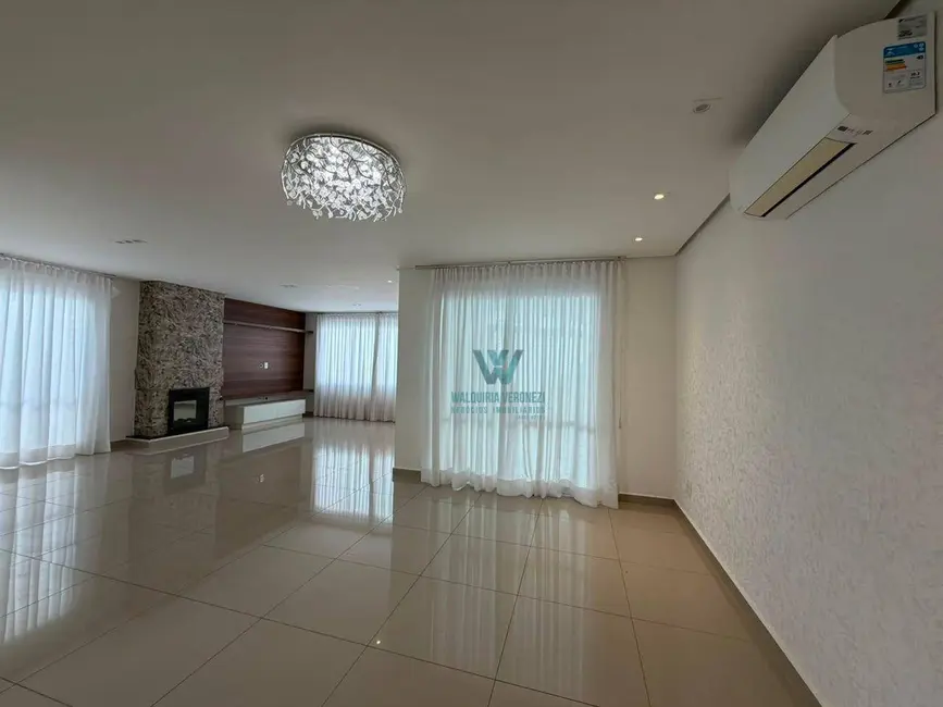 Casa de Condomínio com 4 quartos à venda, 310m2 em Village São Luiz, Pocos De Caldas - MG - imagem 7 Foto 7 de Casa de Condomínio com 4 quartos à venda, 310m2 em Village São Luiz, Pocos De Caldas - MG