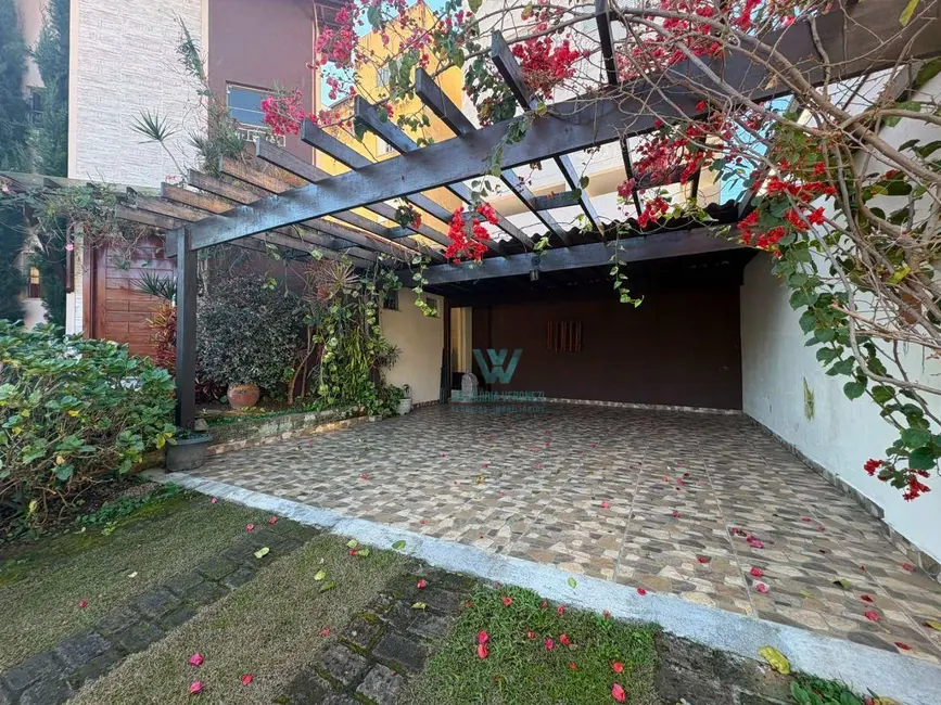 Casa de Condomínio com 3 quartos à venda, 402m2 em Condomínio Pitangueiras, Pocos De Caldas - MG - imagem 5 Foto 5 de Casa de Condomínio com 3 quartos à venda, 402m2 em Condomínio Pitangueiras, Pocos De Caldas - MG