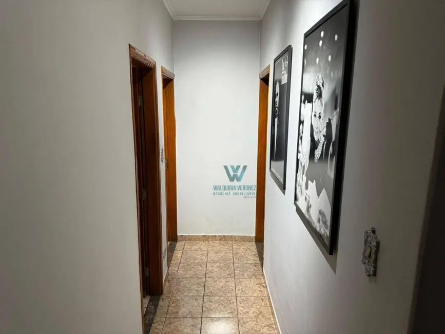 Casa de Condomínio com 3 quartos à venda, 235m2 em Jardim São Paulo, Pocos De Caldas - MG - imagem 6 Foto 6 de Casa de Condomínio com 3 quartos à venda, 235m2 em Jardim São Paulo, Pocos De Caldas - MG