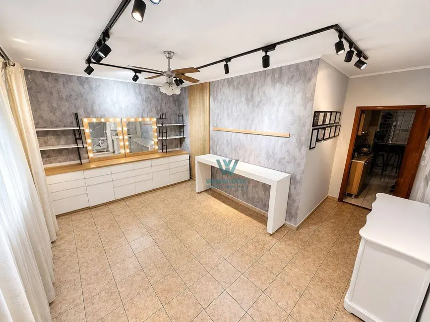 Casa de Condomínio com 3 quartos à venda, 235m2 em Jardim São Paulo, Pocos De Caldas - MG - imagem 2 Foto 2 de Casa de Condomínio com 3 quartos à venda, 235m2 em Jardim São Paulo, Pocos De Caldas - MG