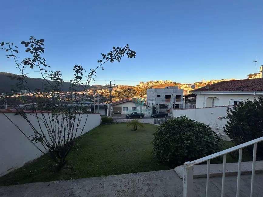 Casa com 2 quartos à venda, 300m2 em Jardim São Paulo, Pocos De Caldas - MG - imagem 3 Foto 3 de Casa com 2 quartos à venda, 300m2 em Jardim São Paulo, Pocos De Caldas - MG