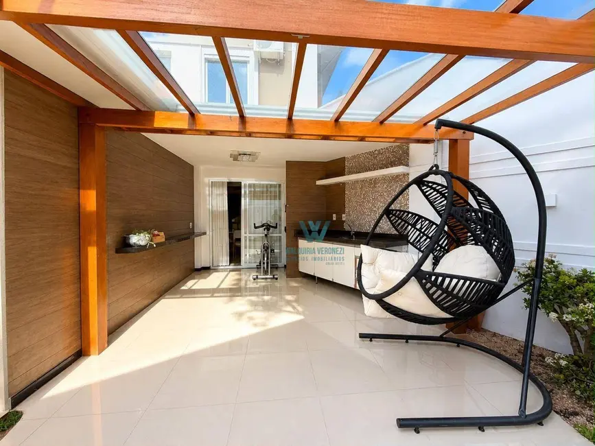 Casa com 3 quartos à venda, 187m2 em Village São Luiz, Pocos De Caldas - MG - imagem 1 Foto 1 de Casa com 3 quartos à venda, 187m2 em Village São Luiz, Pocos De Caldas - MG