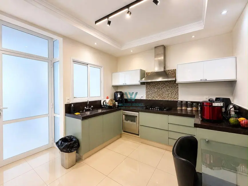 Casa com 3 quartos à venda, 187m2 em Village São Luiz, Pocos De Caldas - MG - imagem 8 Foto 8 de Casa com 3 quartos à venda, 187m2 em Village São Luiz, Pocos De Caldas - MG