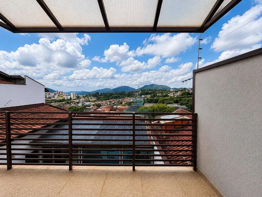 Casa de Condomínio com 3 quartos à venda, 383m2 em Pocos De Caldas - MG - imagem 3 Foto 3 de Casa de Condomínio com 3 quartos à venda, 383m2 em Pocos De Caldas - MG