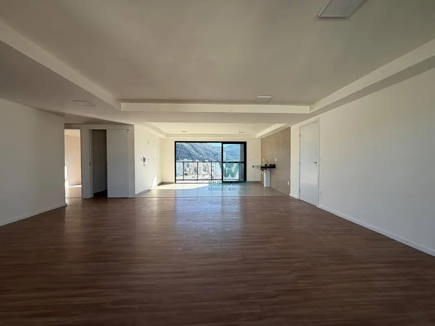 Cobertura com 3 quartos à venda, 130m2 em Centro, Pocos De Caldas - MG - imagem 4 Foto 4 de Cobertura com 3 quartos à venda, 130m2 em Centro, Pocos De Caldas - MG
