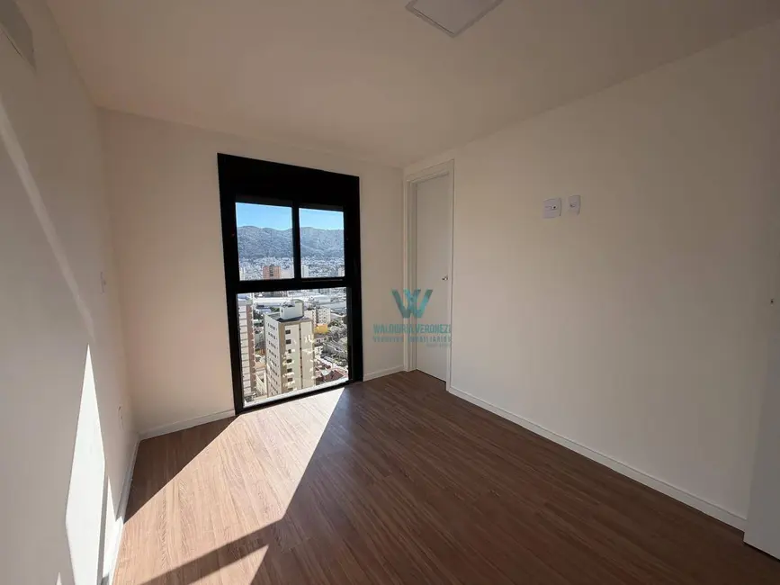 Cobertura com 3 quartos à venda, 130m2 em Centro, Pocos De Caldas - MG - imagem 9 Foto 9 de Cobertura com 3 quartos à venda, 130m2 em Centro, Pocos De Caldas - MG