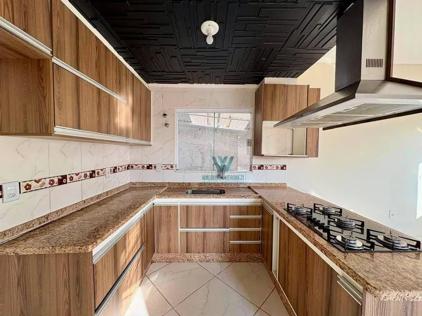 Foto 1 de Casa de Condomínio com 2 quartos para alugar, 73m2 em Estância São José, Pocos De Caldas - MG