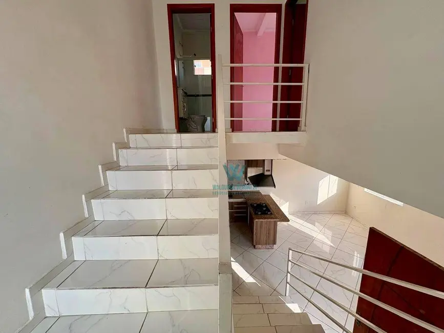 Foto 8 de Casa de Condomínio com 2 quartos para alugar, 73m2 em Estância São José, Pocos De Caldas - MG