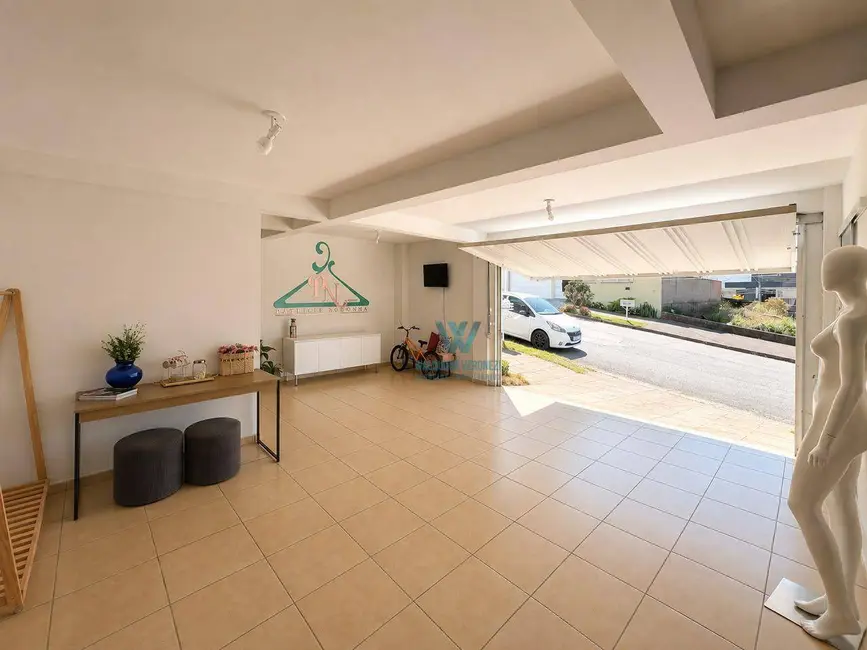 Foto 5 de Casa de Condomínio com 3 quartos à venda, 300m2 em Residencial Morumbí, Pocos De Caldas - MG