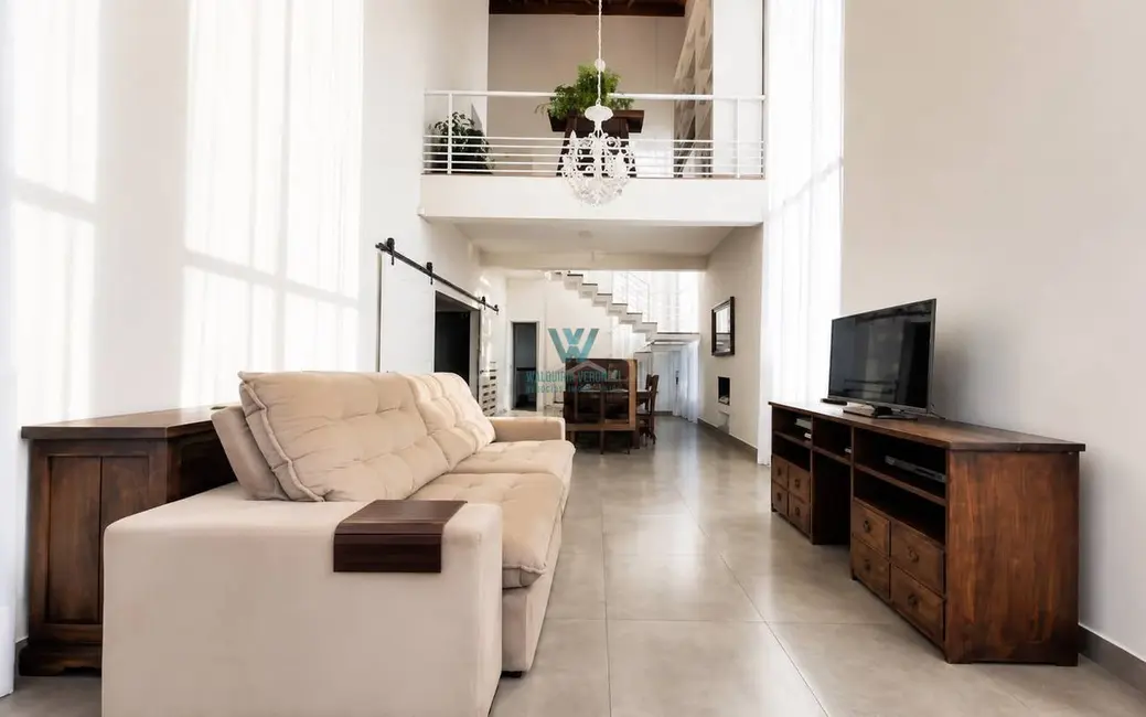Casa com 3 quartos à venda, 448m2 em Jardim Europa, Pocos De Caldas - MG - imagem 1 Foto 1 de Casa com 3 quartos à venda, 448m2 em Jardim Europa, Pocos De Caldas - MG