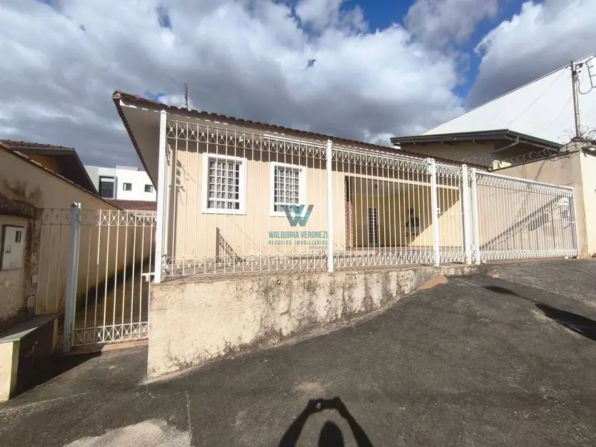Foto 1 de Casa com 3 quartos à venda, 276m2 em Jardim Campos Elísios, Pocos De Caldas - MG
